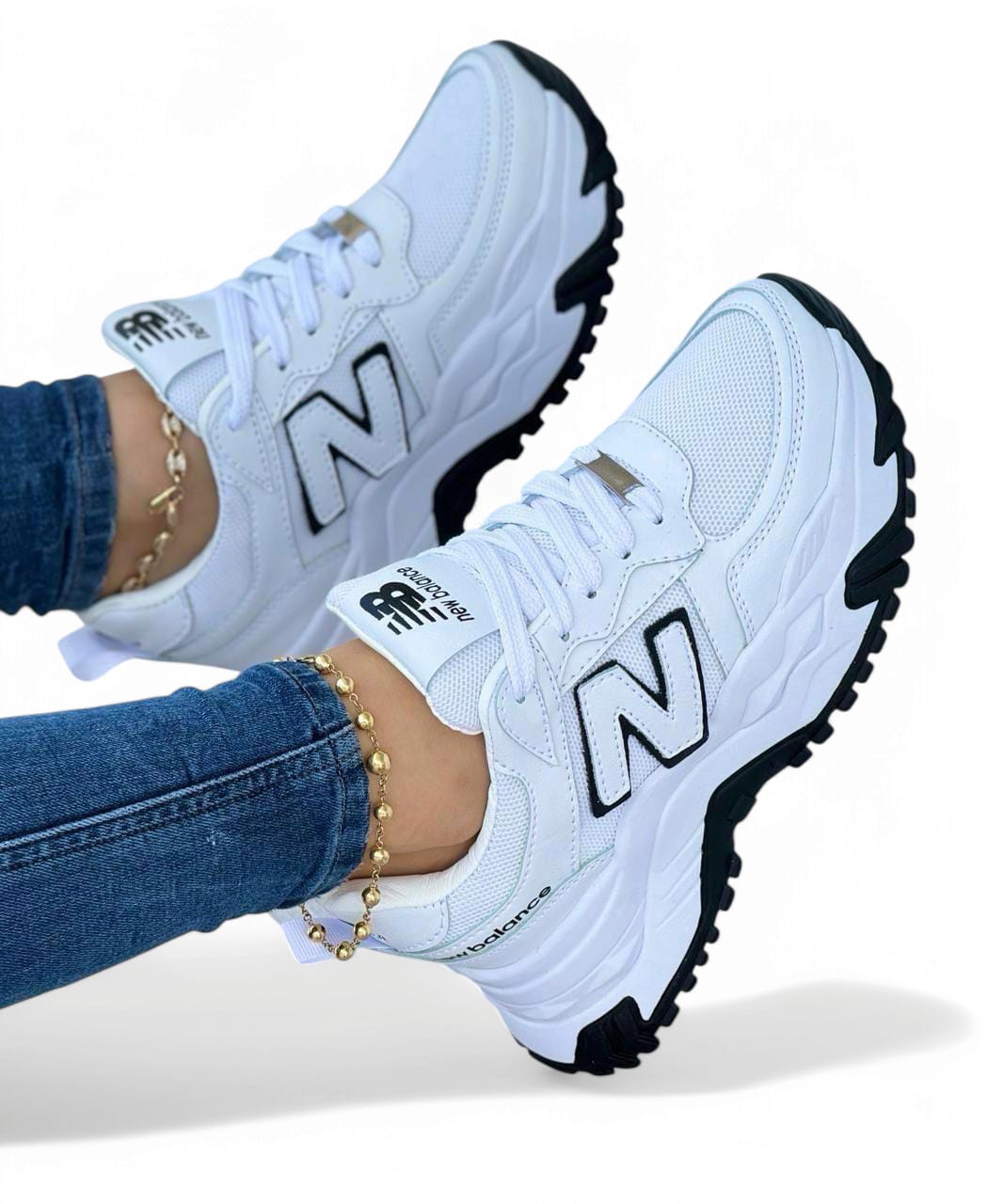 NEW BALANCE DAMA