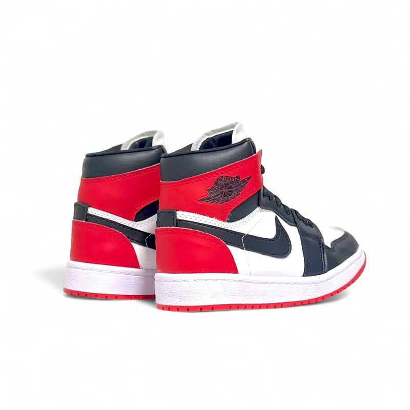 NIKE JORDAN RETRO 1✅