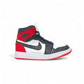 NIKE JORDAN RETRO 1✅